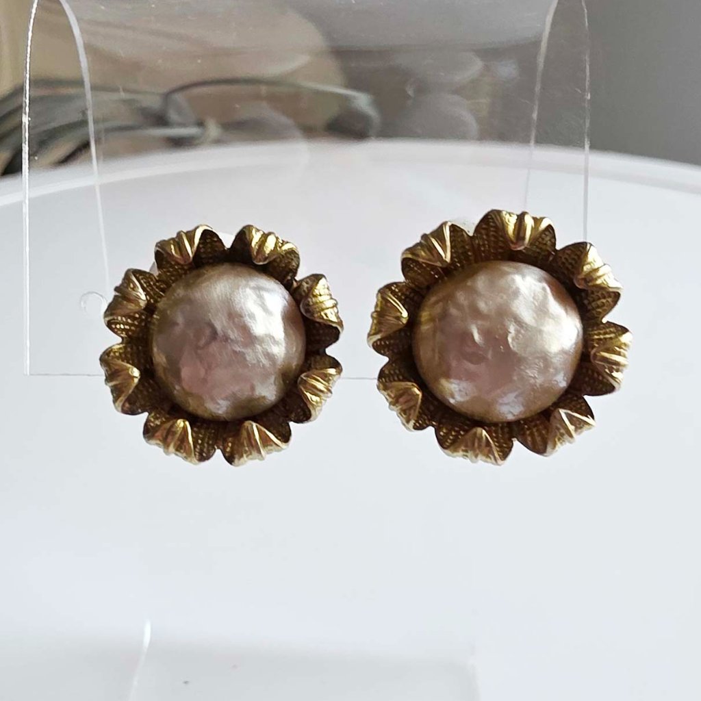Vintage Haskell Signed Baroque Pearl Clip On Earrings 65$